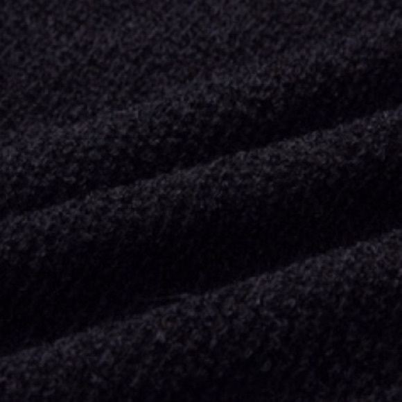 ❗️1 LEFT❗️ Black Oversized Vneck Knit Sweater - Picture 8 of 8